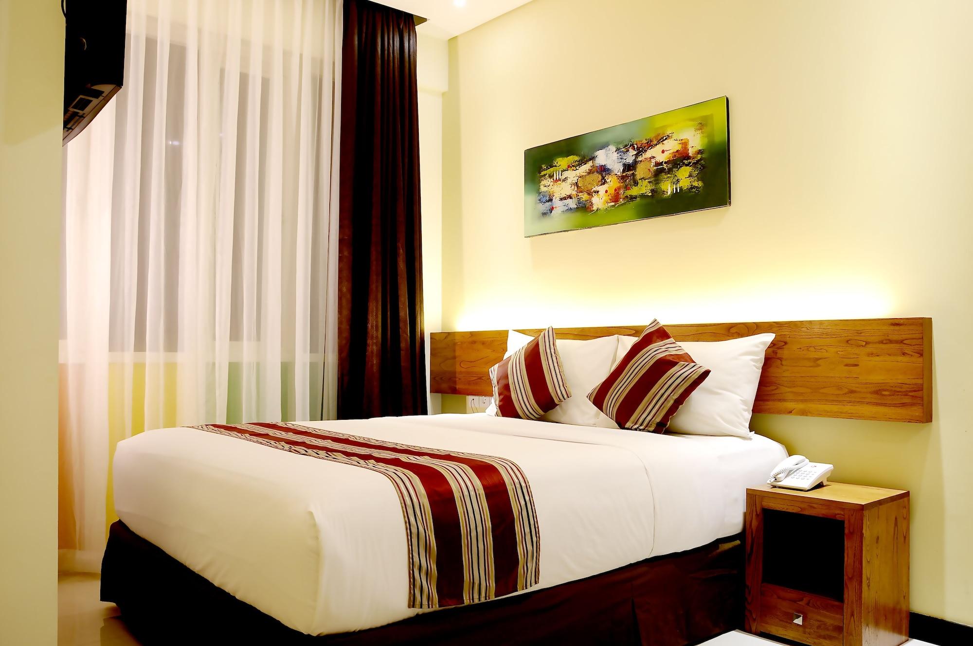 Biz Boulevard Hotel Manado Luaran gambar