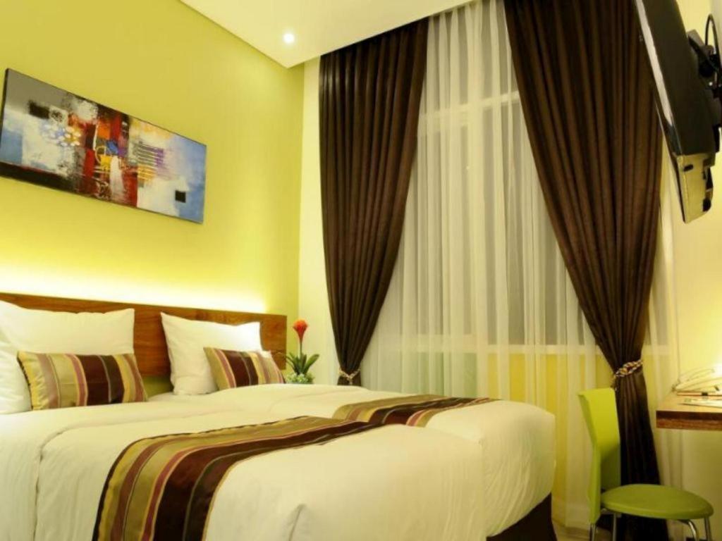 Biz Boulevard Hotel Manado Luaran gambar